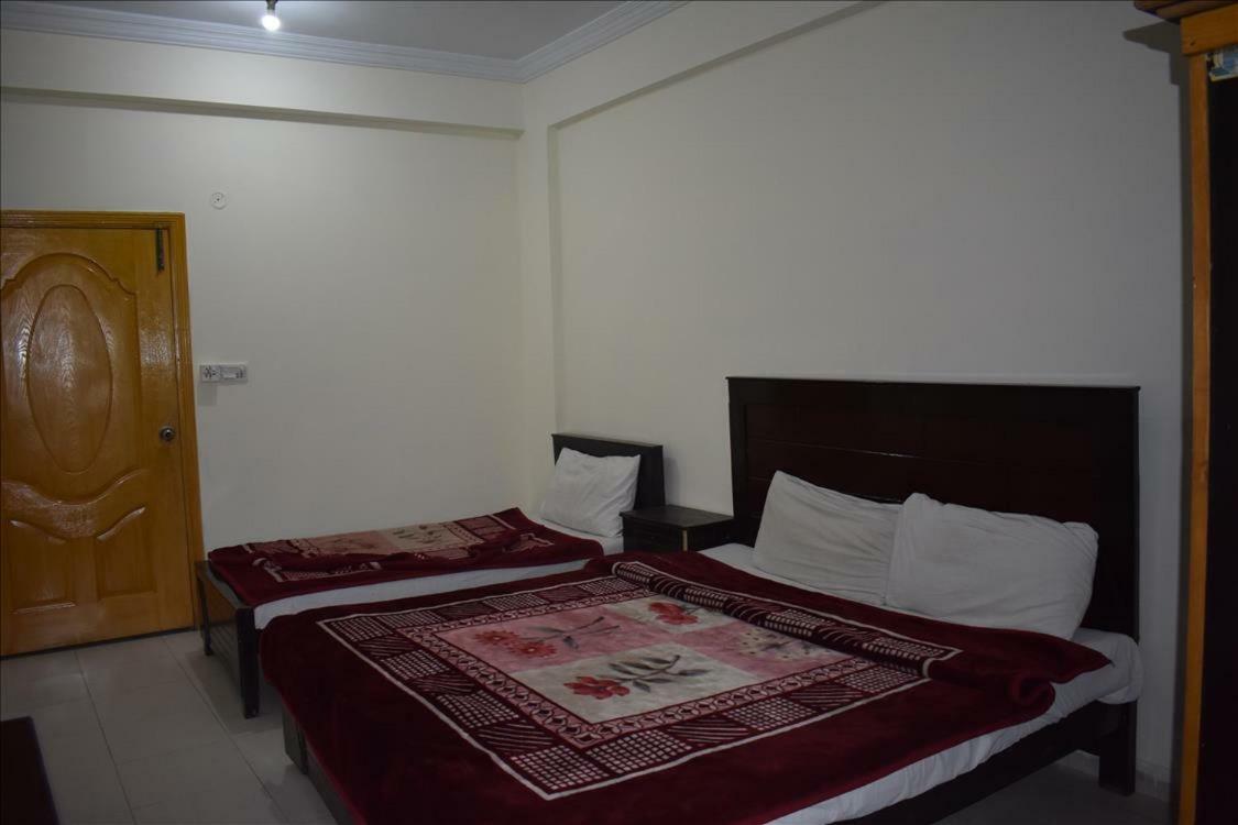 Mehran Hotel Равалпинди Экстерьер фото